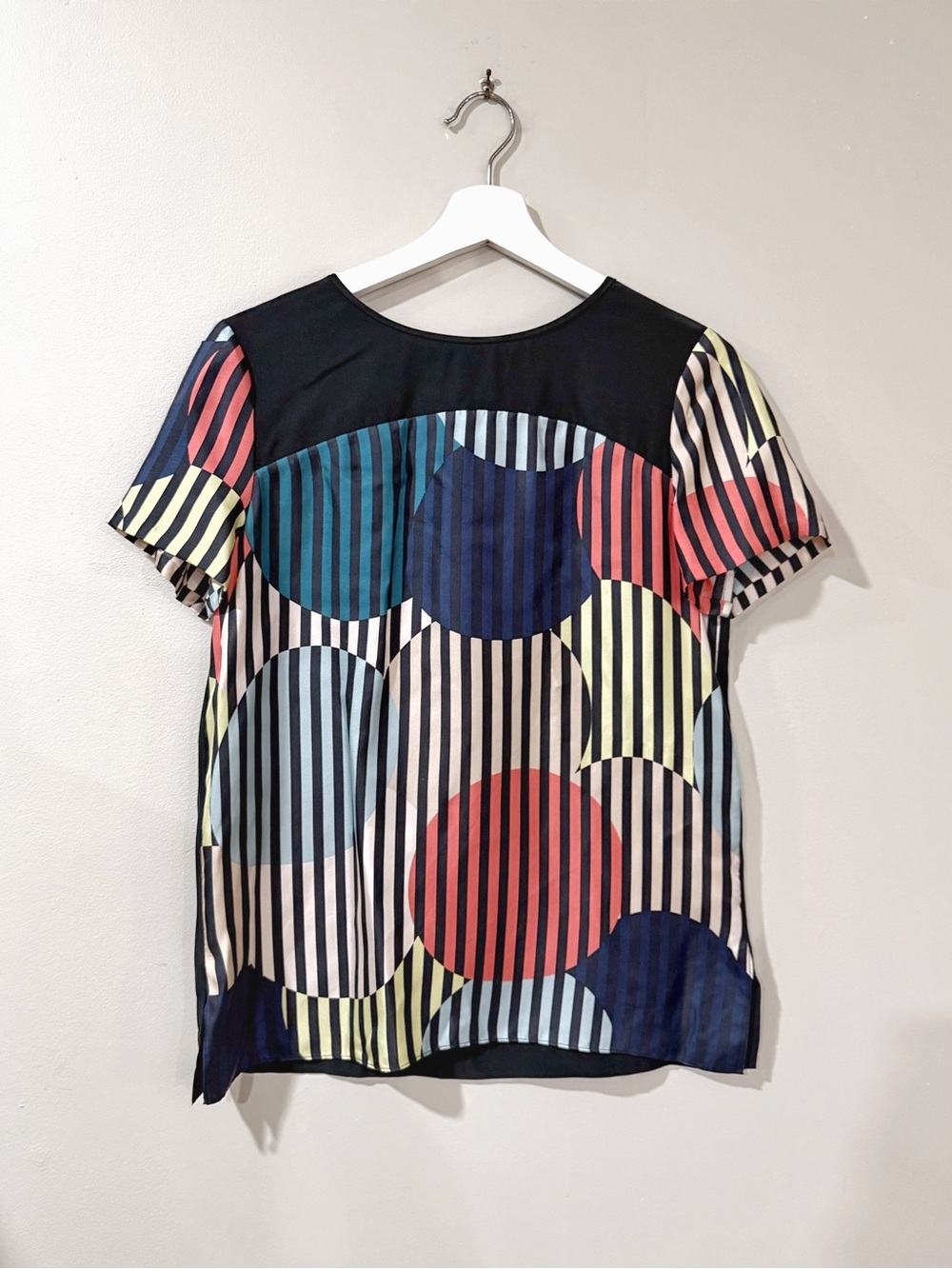 DVF Diane von Furstenberg Women 6 Black Silk Becky Top Zebra Balloons NWT Retro